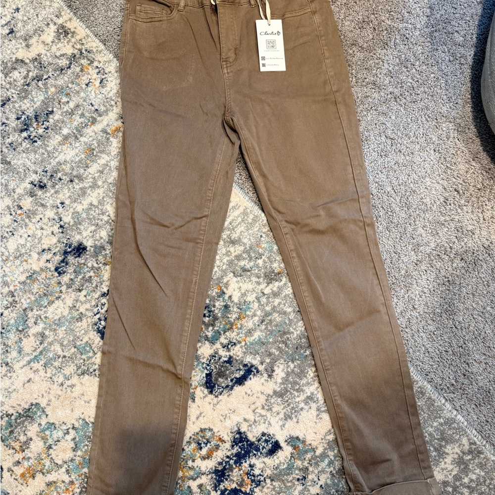 Charlies Women's Brown Slim Leg Jeans-size 6R